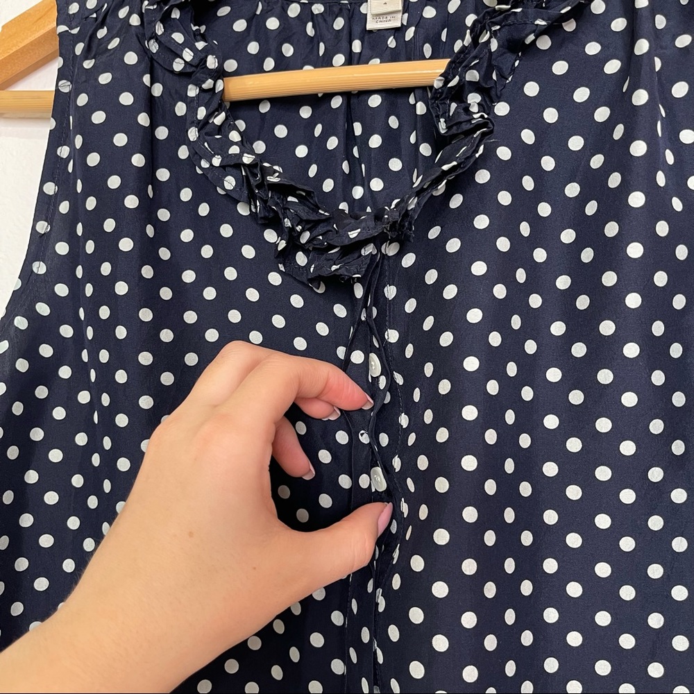 🔥3 for 30 J. Crew Naomi Top Sleeveless Ruffle Polka Dot Silk Blouse - Picture 4 of 8